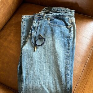 DKNY Jeans
